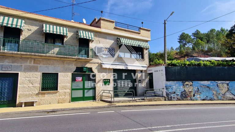 Bar «Mister M» en alquiler en As Airas