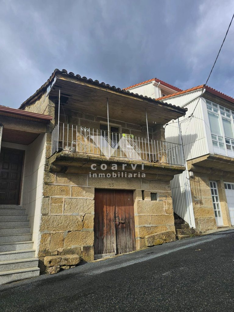 Casa en venta en Nogueira de Ramuín